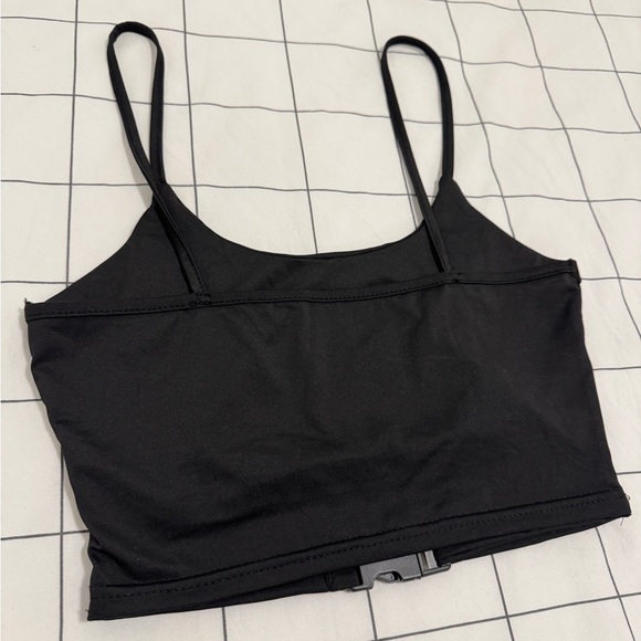 Front Buckle Deep O neck Sleeveless Casual Solid Crop Tank size Medium - Picture 9 of 10